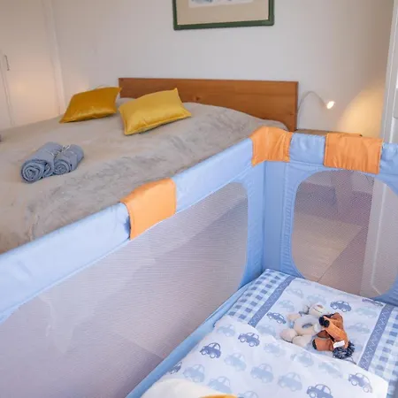 Casa Cabrita - Surf & Family House In Ferienhaus Sagres