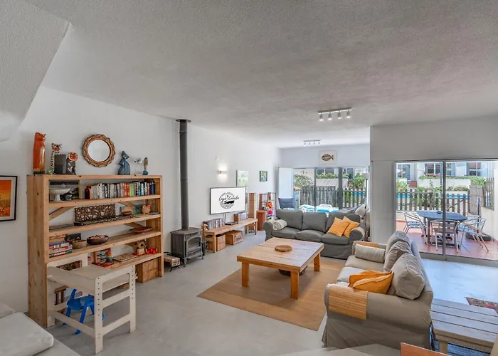 Casa Cabrita - Surf & Family House In