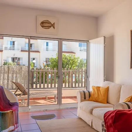 Casa de Férias Casa Cabrita - Surf & Family House In *