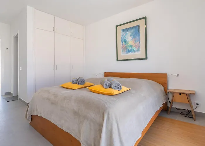 Casa Cabrita - Surf & Family House In Sagres