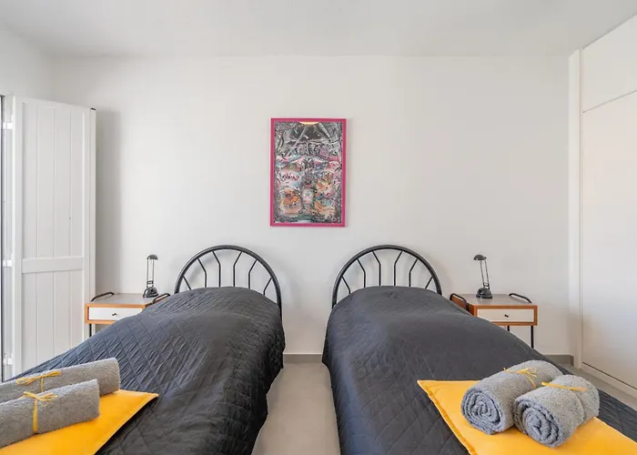 Casa Cabrita - Surf & Family House In Holiday home *